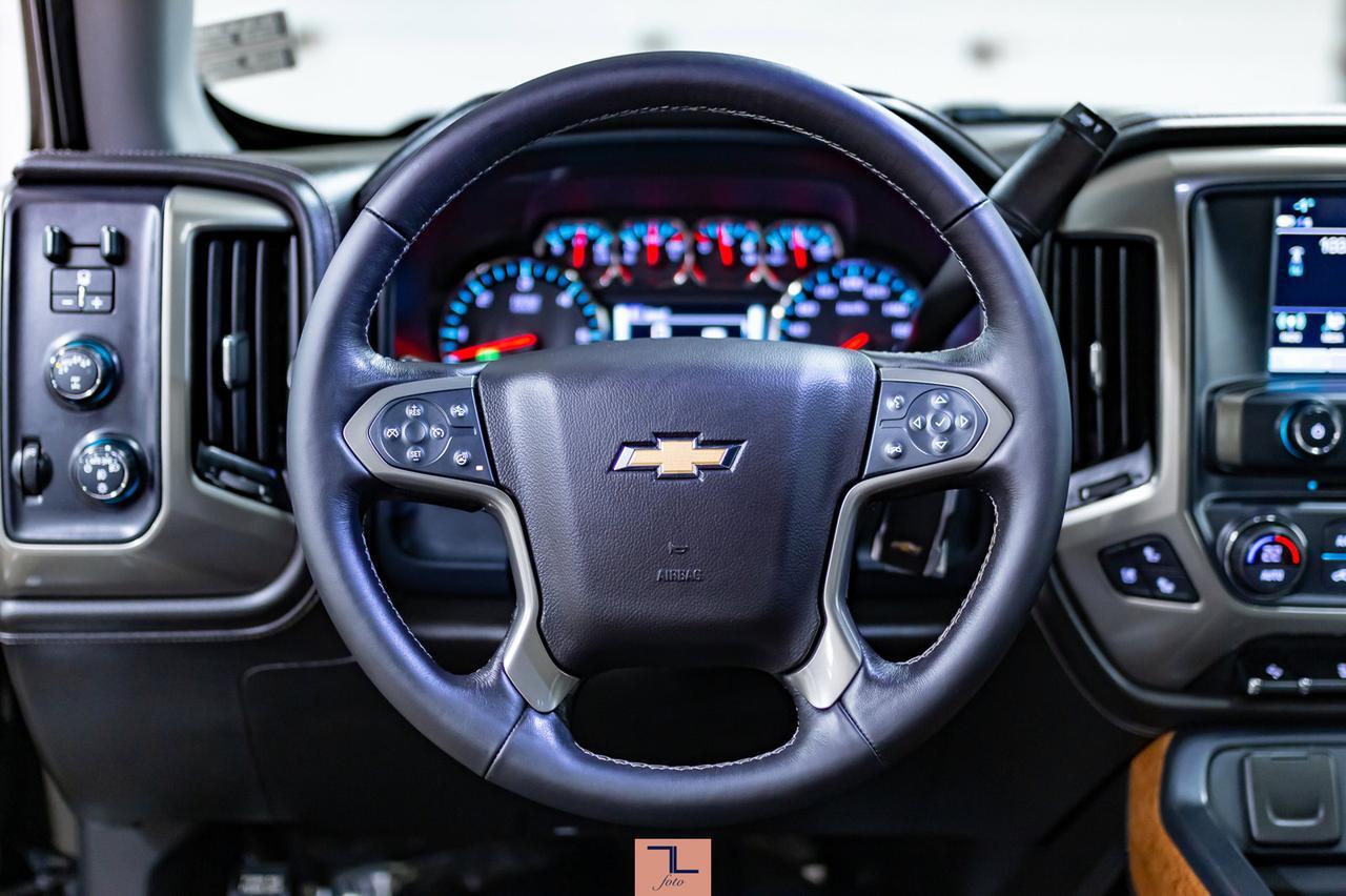 2018 Chevrolet Silverado 1500 4x4 Crew Cab High Country Leather Roof Nav Red Deer AB