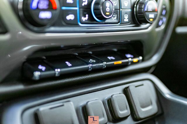 2018 Chevrolet Silverado 1500 4x4 Crew Cab High Country Leather Roof Nav Red Deer AB