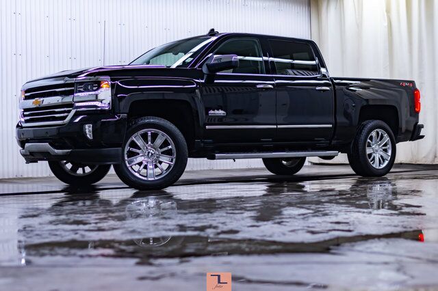 2018 Chevrolet Silverado 1500 4x4 Crew Cab High Country Leather Roof Nav Red Deer AB