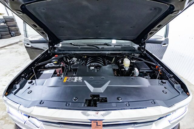 2018 Chevrolet Silverado 1500 4x4 Crew Cab High Country Leather Roof Nav Red Deer AB