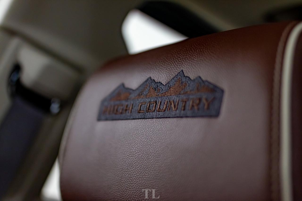 2018 Chevrolet Silverado 1500 4x4 Crew Cab High Country Longbox Leather Roof Nav Red Deer AB