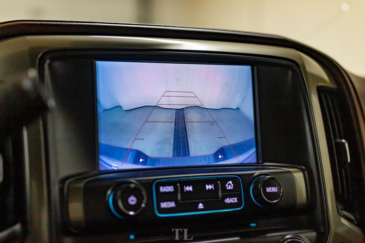 2018 Chevrolet Silverado 1500 4x4 Crew Cab High Country Longbox Leather Roof Nav Red Deer AB