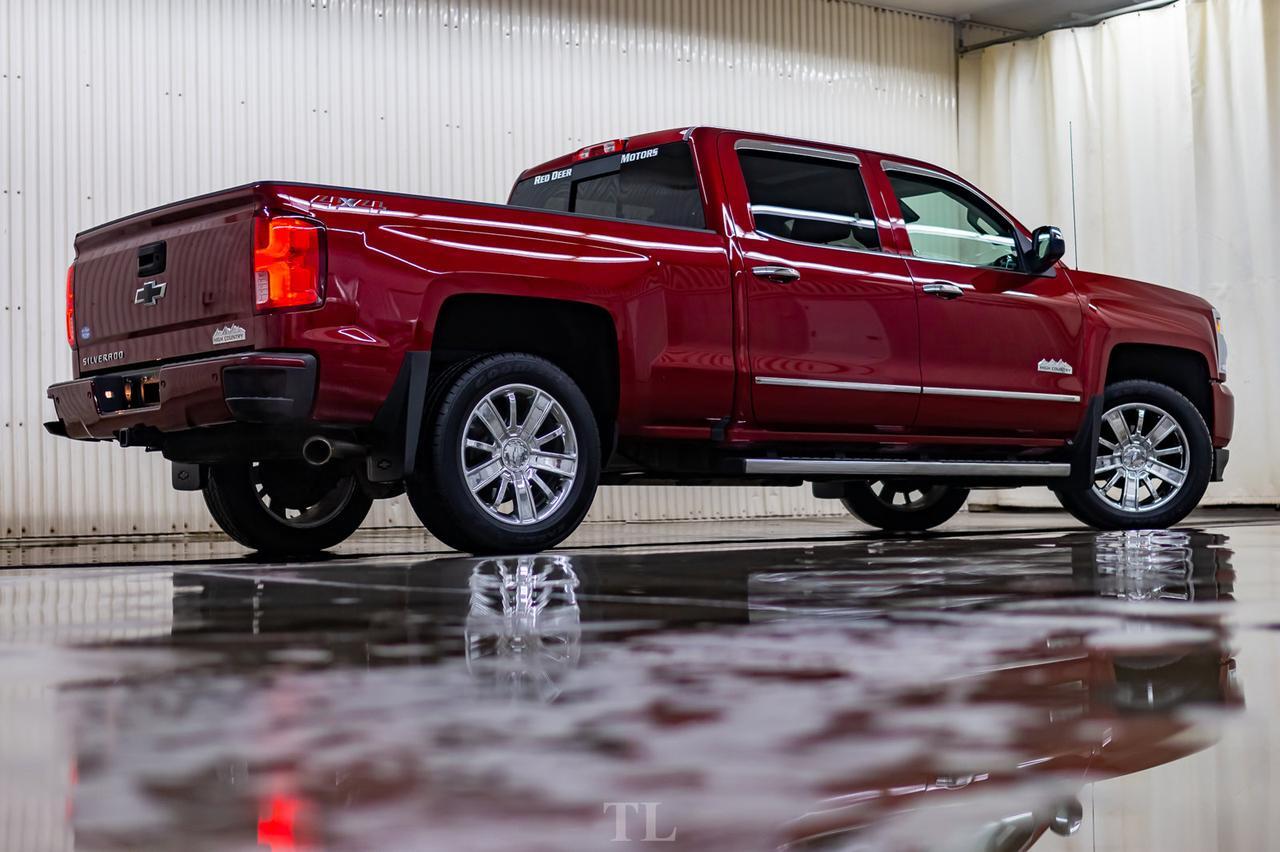 2018 Chevrolet Silverado 1500 4x4 Crew Cab High Country Longbox Leather Roof Nav Red Deer AB