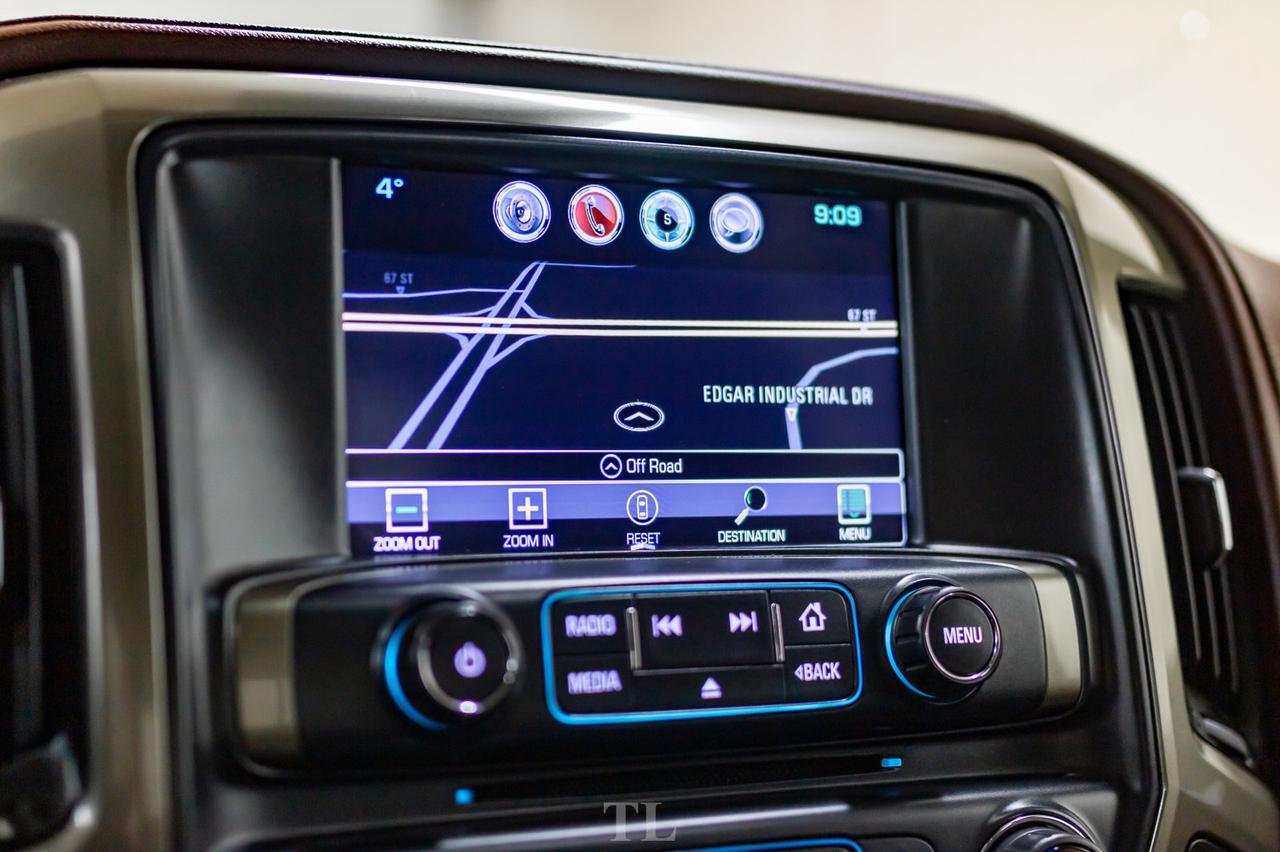 2018 Chevrolet Silverado 1500 4x4 Crew Cab High Country Longbox Leather Roof Nav Red Deer AB