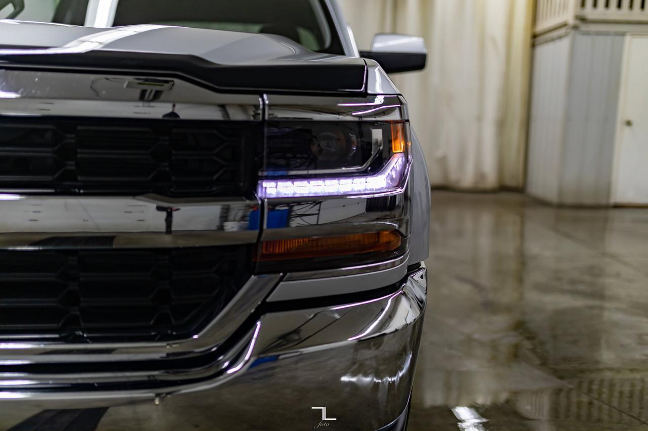 2018 Chevrolet Silverado 1500 4x4 Crew Cab LT BCam HSeats Red Deer AB