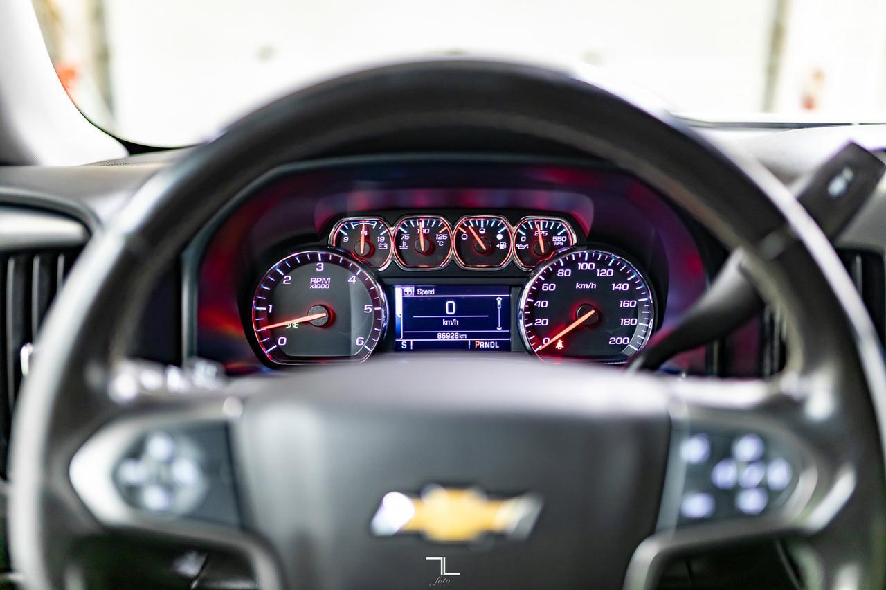 2018 Chevrolet Silverado 1500 4x4 Crew Cab LT BCam HSeats Red Deer AB