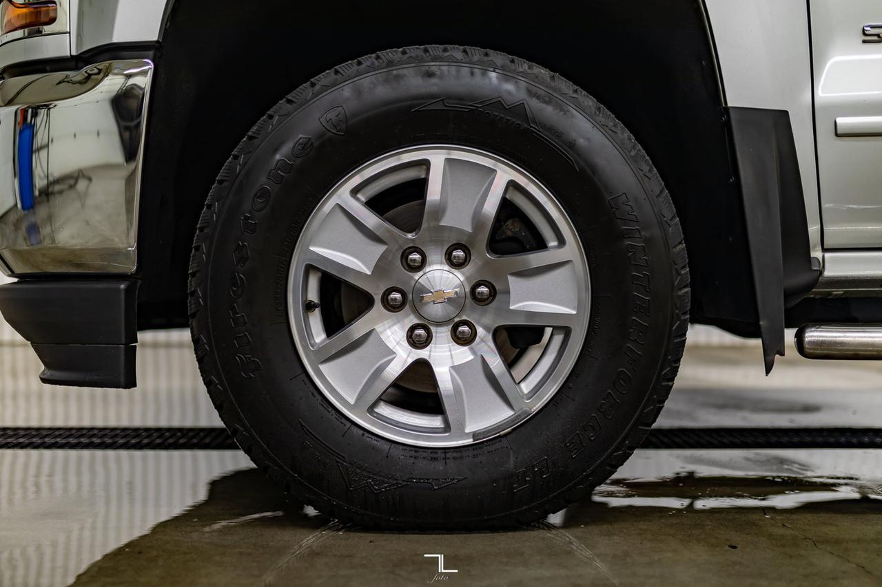 2018 Chevrolet Silverado 1500 4x4 Crew Cab LT BCam HSeats Red Deer AB