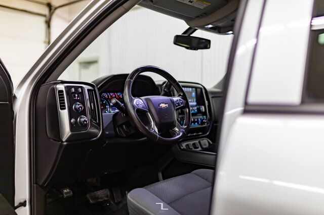 2018 Chevrolet Silverado 1500 4x4 Crew Cab LT BCam HSeats Red Deer AB