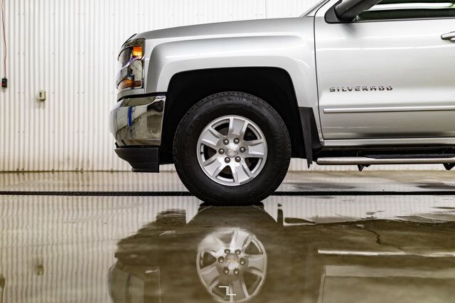 2018 Chevrolet Silverado 1500 4x4 Crew Cab LT BCam HSeats Red Deer AB