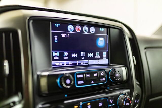 2018 Chevrolet Silverado 1500 4x4 Crew Cab LT BCam HSeats Red Deer AB