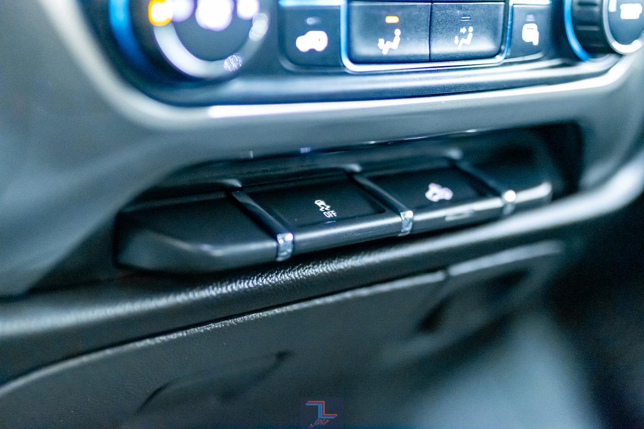 2018 Chevrolet Silverado 1500 4x4 Crew Cab LT BCam Red Deer AB