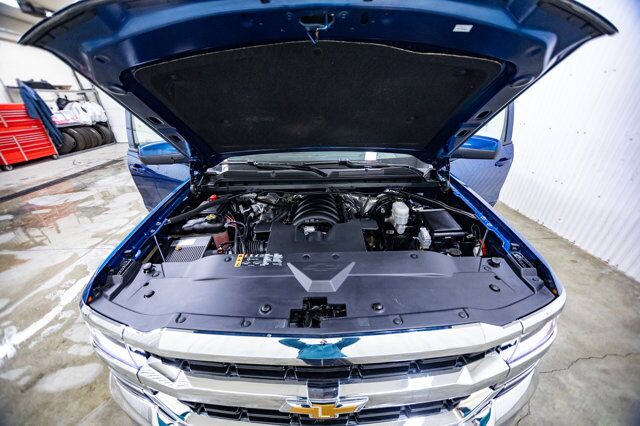 2018 Chevrolet Silverado 1500 4x4 Crew Cab LT BCam Red Deer AB