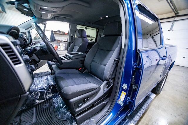 2018 Chevrolet Silverado 1500 4x4 Crew Cab LT BCam Red Deer AB