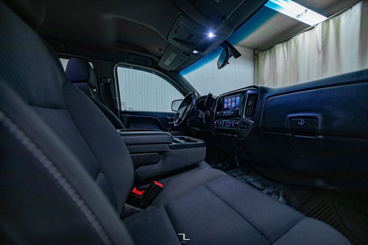 2018 Chevrolet Silverado 1500 4x4 Crew Cab LT BCam Red Deer AB