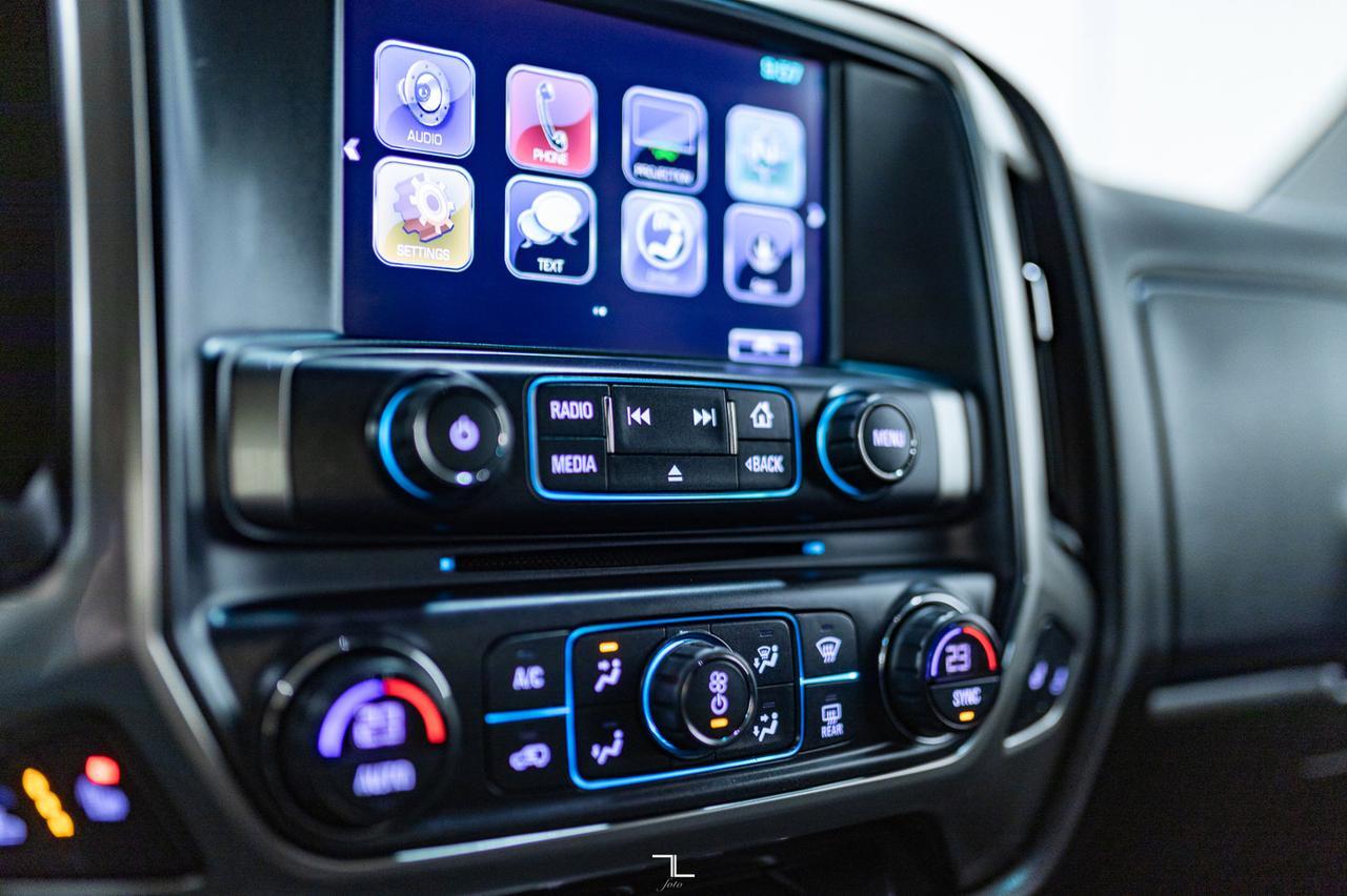 2018 Chevrolet Silverado 1500 4x4 Crew Cab LT BCam Red Deer AB