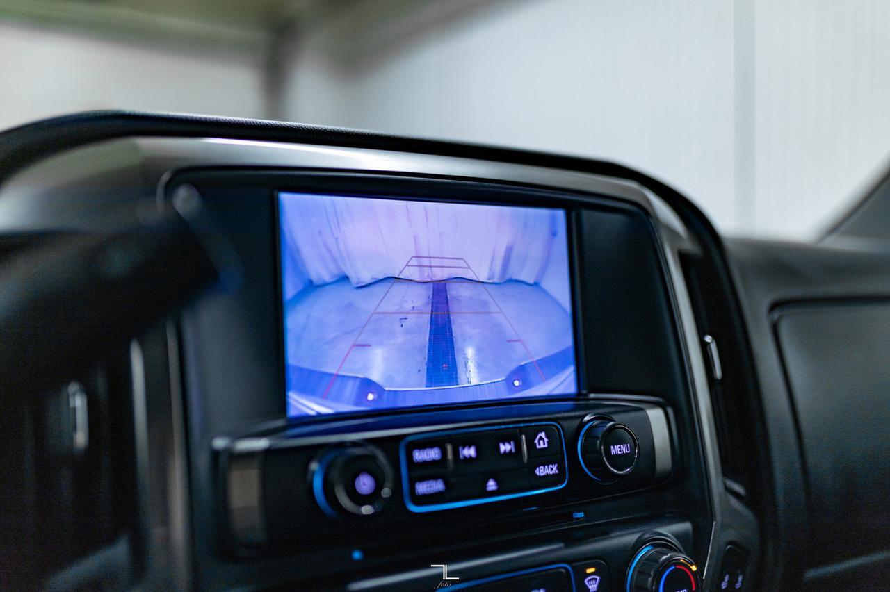 2018 Chevrolet Silverado 1500 4x4 Crew Cab LT BCam Red Deer AB