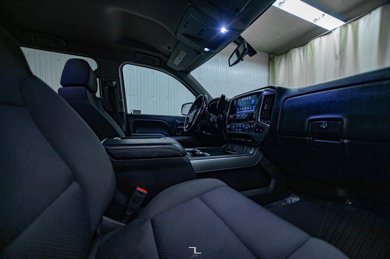 2018 Chevrolet Silverado 1500 4x4 Crew Cab LT BCam Red Deer AB