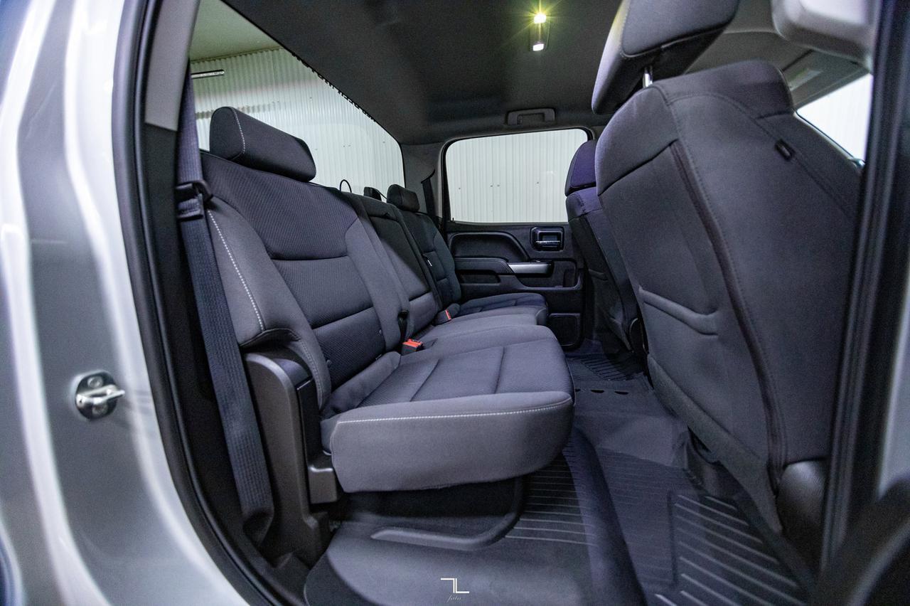 2018 Chevrolet Silverado 1500 4x4 Crew Cab LT BCam Red Deer AB