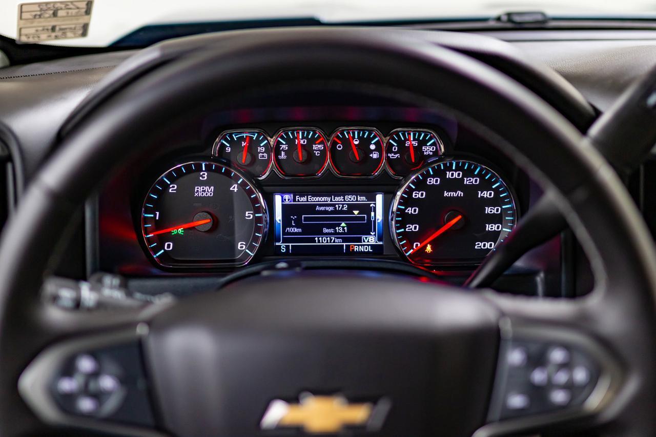 2018 Chevrolet Silverado 1500 4x4 Crew Cab LT Big 10 BCam Red Deer AB