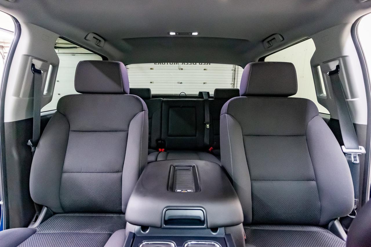 2018 Chevrolet Silverado 1500 4x4 Crew Cab LT Big 10 BCam Red Deer AB