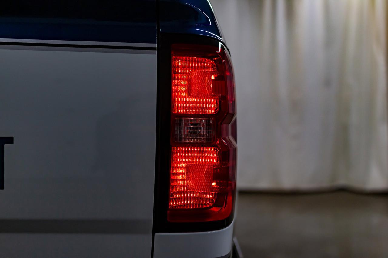 2018 Chevrolet Silverado 1500 4x4 Crew Cab LT Big 10 BCam Red Deer AB