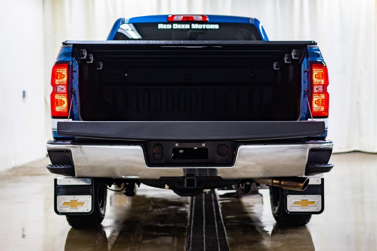 2018 Chevrolet Silverado 1500 4x4 Crew Cab LT Big 10 BCam Red Deer AB