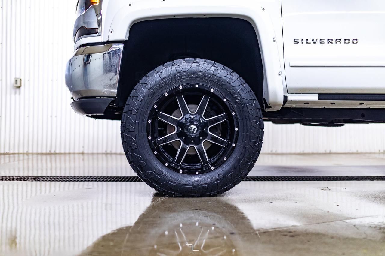 2018 Chevrolet Silverado 1500 4x4 Crew Cab LT Lift Kit BCam Red Deer AB