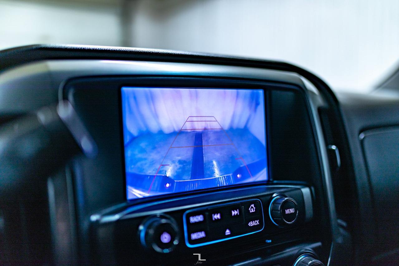 2018 Chevrolet Silverado 1500 4x4 Crew Cab LT Lift Kit BCam Red Deer AB