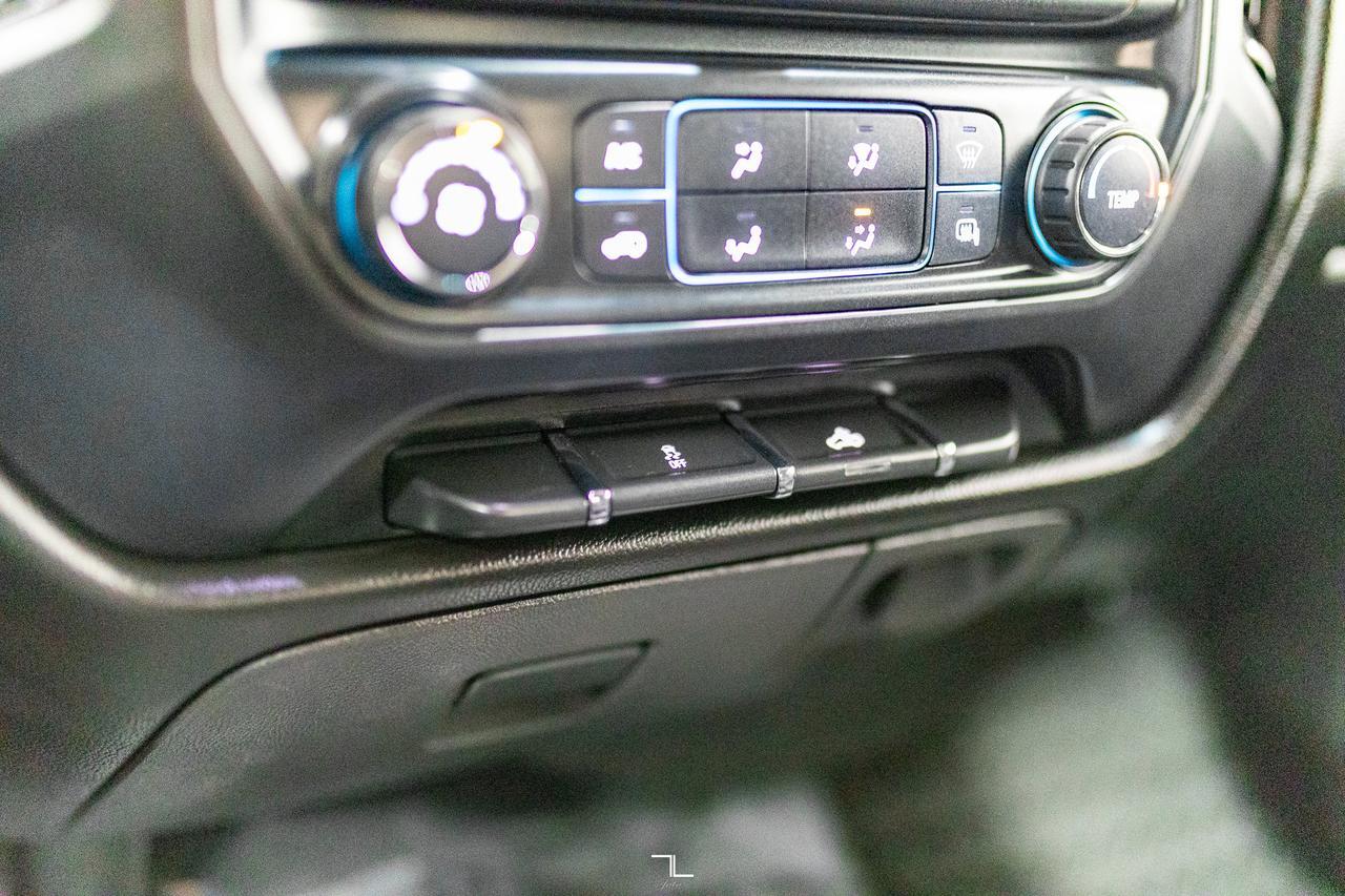 2018 Chevrolet Silverado 1500 4x4 Crew Cab LT PSeat BCam Red Deer AB