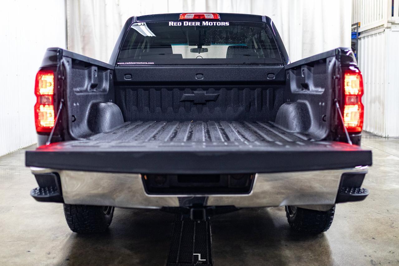 2018 Chevrolet Silverado 1500 4x4 Crew Cab LT PSeat BCam Red Deer AB