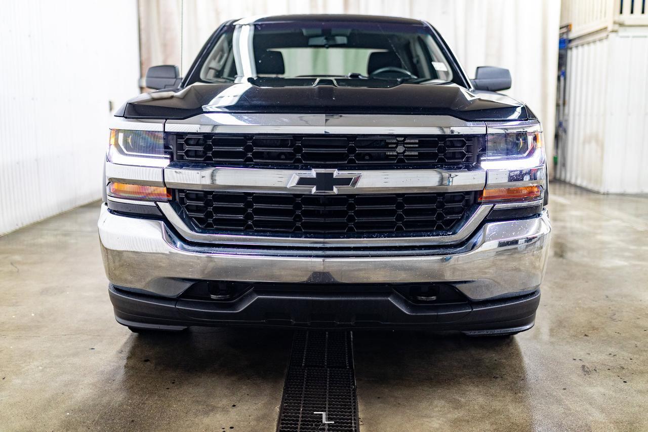 2018 Chevrolet Silverado 1500 4x4 Crew Cab LT PSeat BCam Red Deer AB