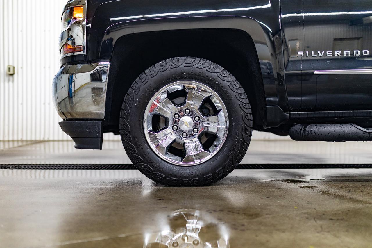 2018 Chevrolet Silverado 1500 4x4 Crew Cab LT PSeat BCam Red Deer AB