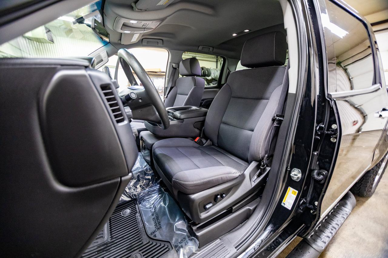 2018 Chevrolet Silverado 1500 4x4 Crew Cab LT PSeat BCam Red Deer AB