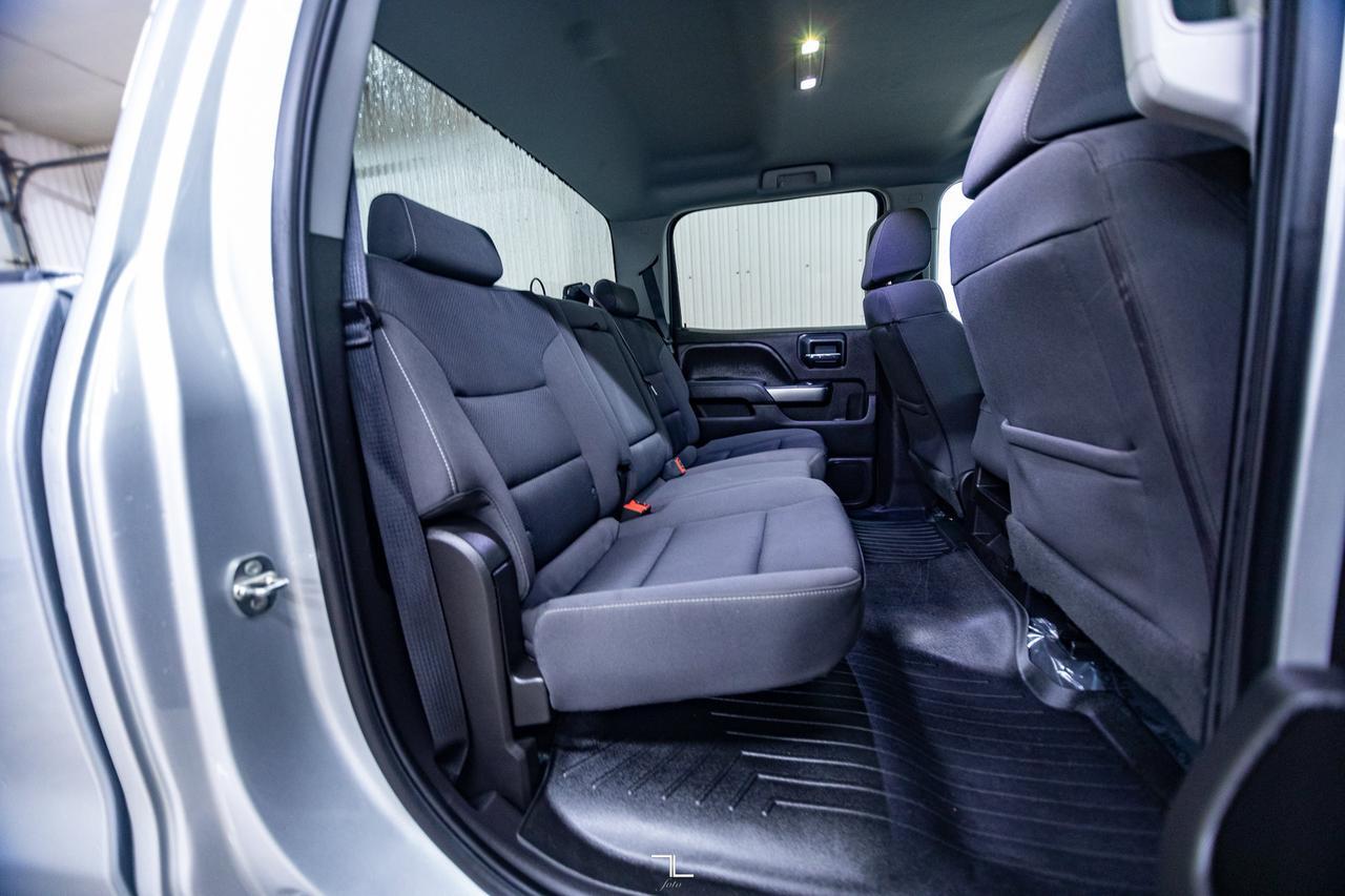 2018 Chevrolet Silverado 1500 4x4 Crew Cab LT PSeat BCam Red Deer AB