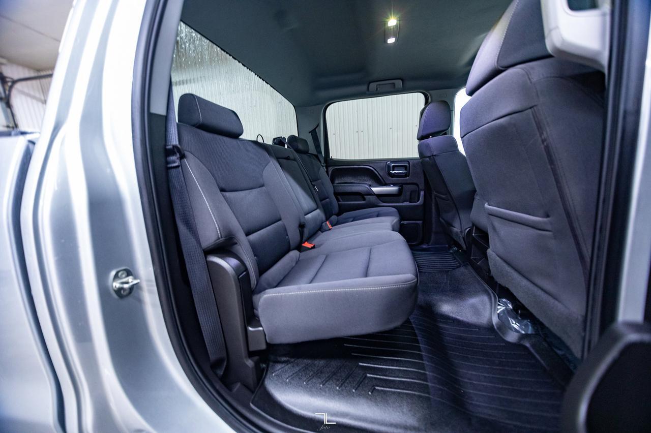 2018 Chevrolet Silverado 1500 4x4 Crew Cab LT PSeat BCam Red Deer AB