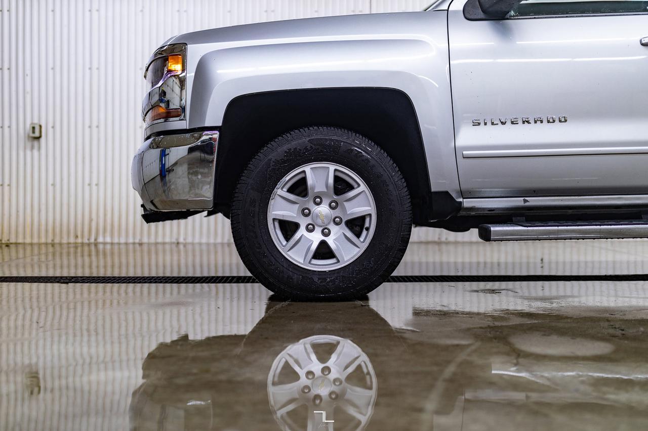 2018 Chevrolet Silverado 1500 4x4 Crew Cab LT PSeat BCam Red Deer AB