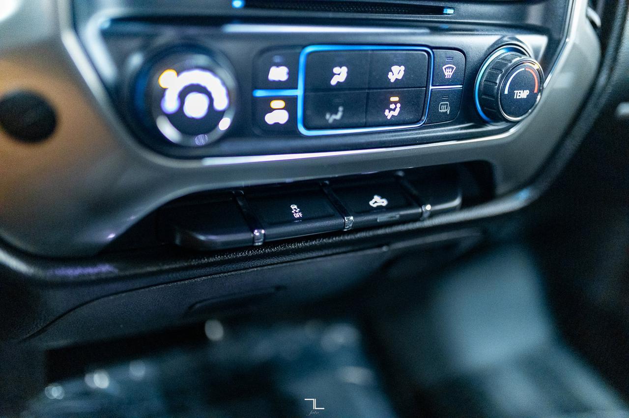 2018 Chevrolet Silverado 1500 4x4 Crew Cab LT PSeat BCam Red Deer AB