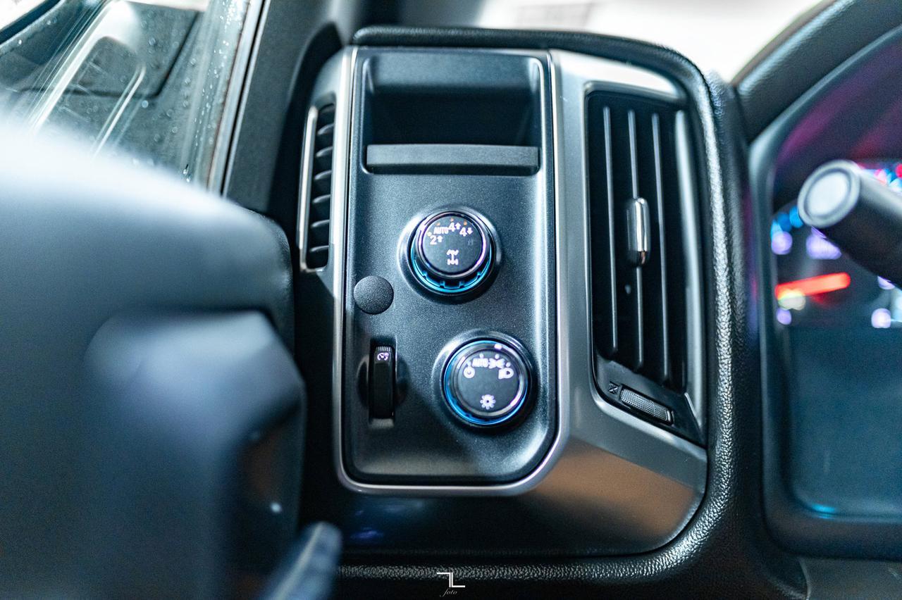 2018 Chevrolet Silverado 1500 4x4 Crew Cab LT PSeat BCam Red Deer AB