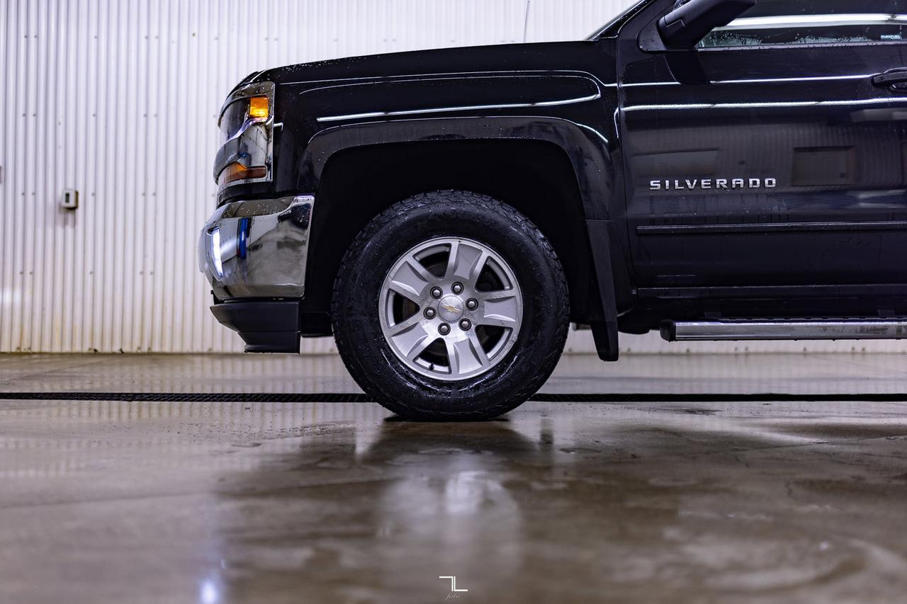 2018 Chevrolet Silverado 1500 4x4 Crew Cab LT Pseat BCam Red Deer AB