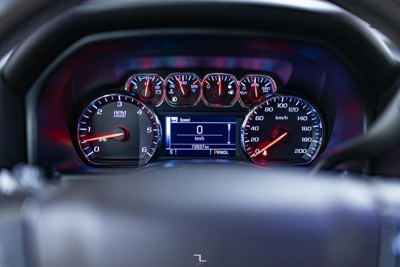 2018 Chevrolet Silverado 1500 4x4 Crew Cab LT Pseat BCam Red Deer AB