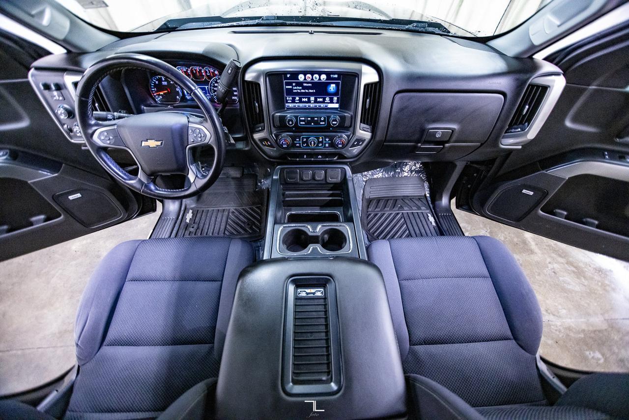 2018 Chevrolet Silverado 1500 4x4 Crew Cab LT Pseat BCam Red Deer AB