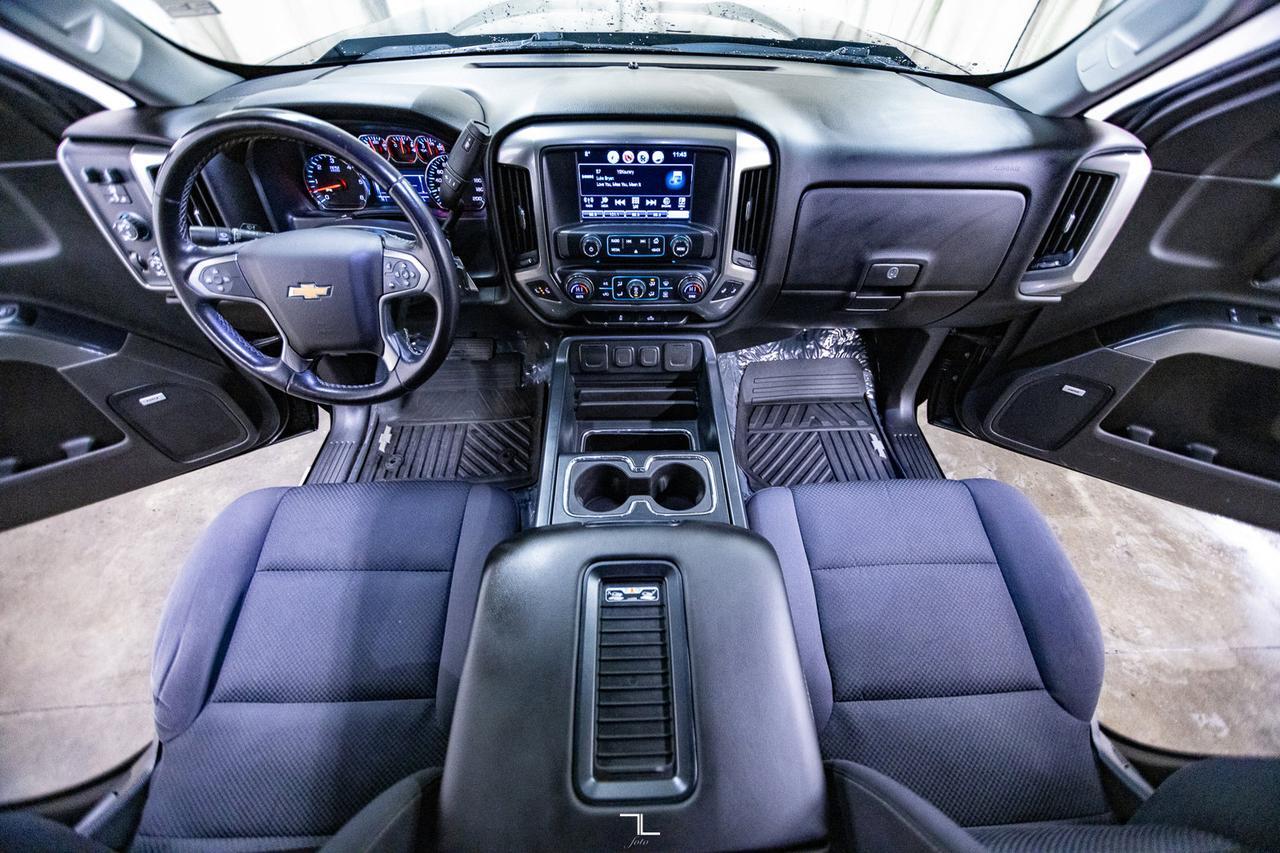 2018 Chevrolet Silverado 1500 4x4 Crew Cab LT Pseat BCam Red Deer AB