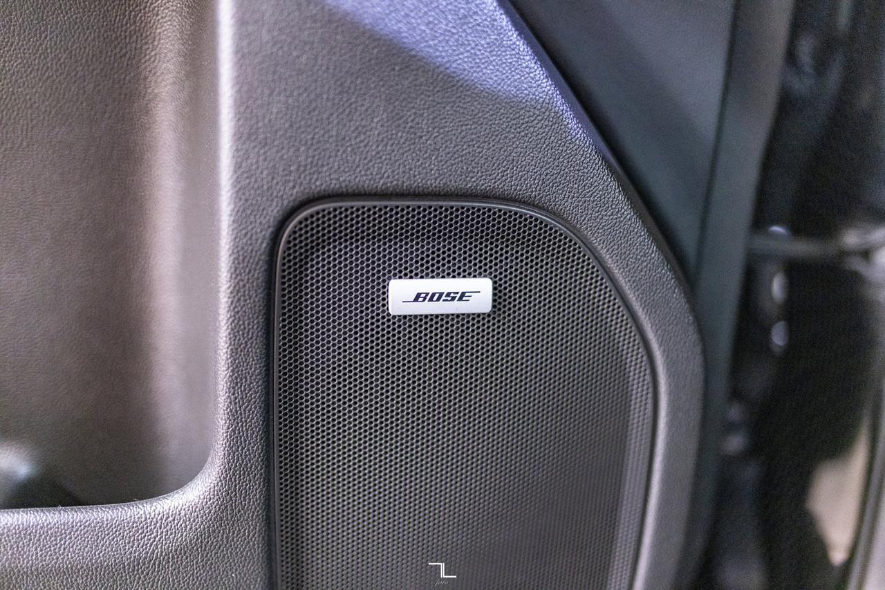 2018 Chevrolet Silverado 1500 4x4 Crew Cab LT Pseat BCam Red Deer AB