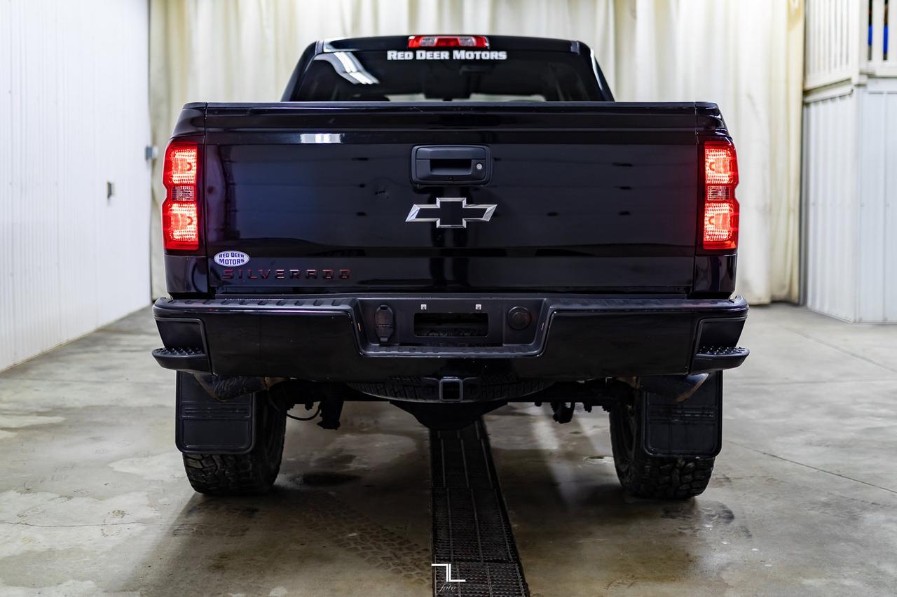 2018 Chevrolet Silverado 1500 4x4 Crew Cab LT Z71 BCam 6" Lift Fuel Wheels Red Deer AB