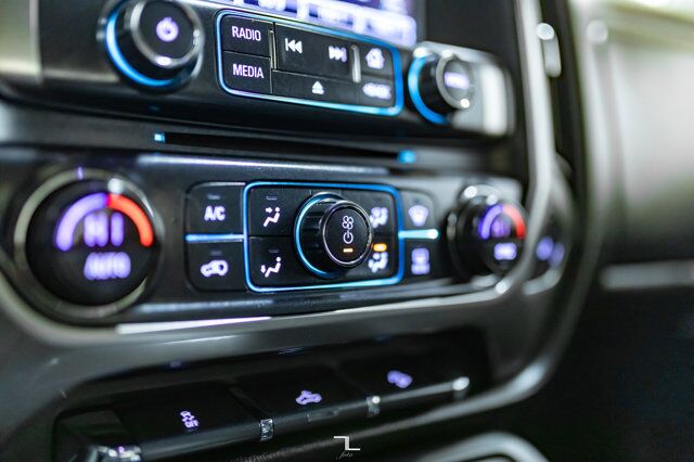 2018 Chevrolet Silverado 1500 4x4 Crew Cab LT Z71 BCam 6&quot; Lift Fuel Wheels Red Deer AB