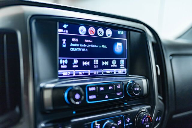 2018 Chevrolet Silverado 1500 4x4 Crew Cab LT Z71 BCam 6&quot; Lift Fuel Wheels Red Deer AB