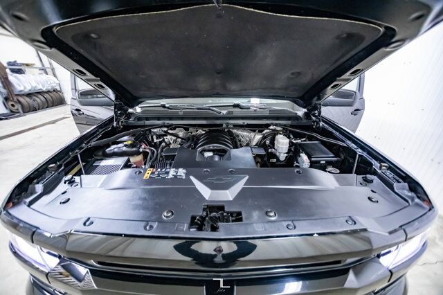 2018 Chevrolet Silverado 1500 4x4 Crew Cab LT Z71 BCam 6&quot; Lift Fuel Wheels Red Deer AB