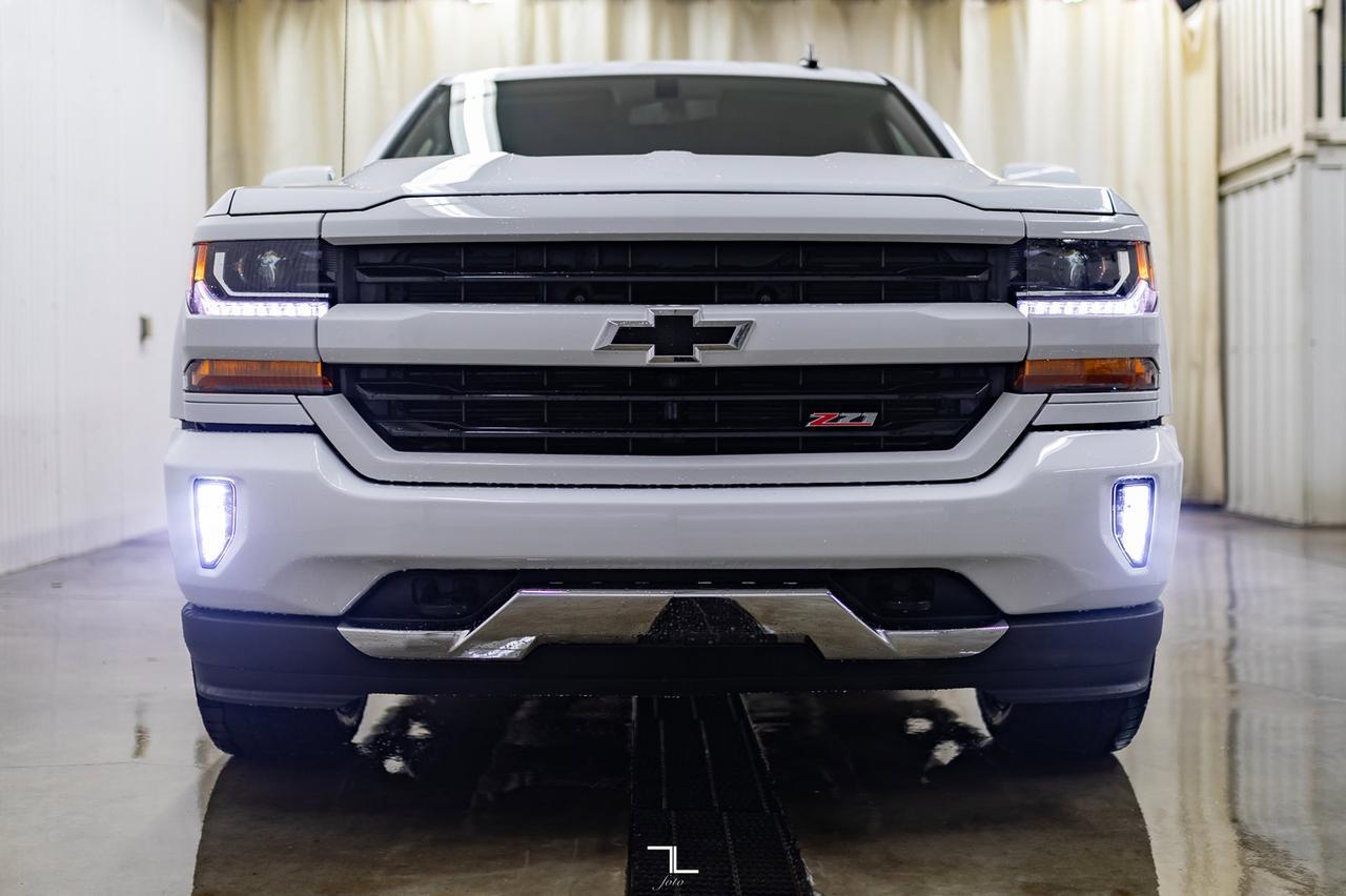 2018 Chevrolet Silverado 1500 4x4 Crew Cab LT Z71 BCam Red Deer AB