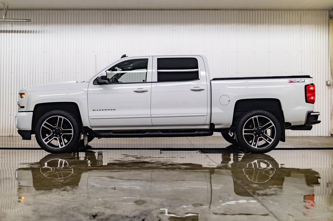 2018 Chevrolet Silverado 1500 4x4 Crew Cab LT Z71 BCam Red Deer AB