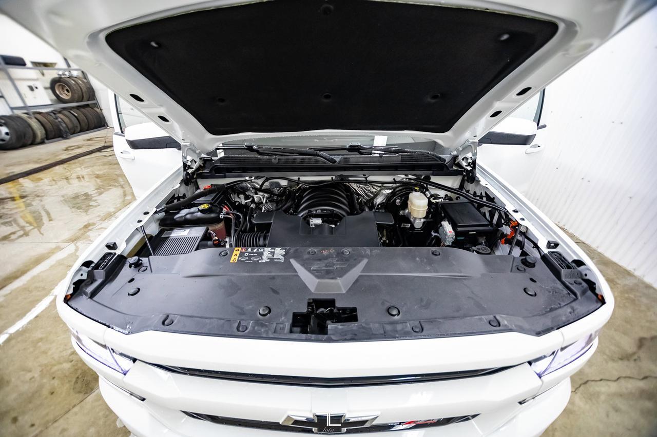 2018 Chevrolet Silverado 1500 4x4 Crew Cab LT Z71 BCam Red Deer AB